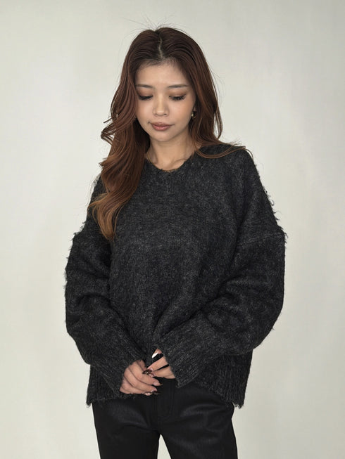Vネックロングシャギーニットトップス