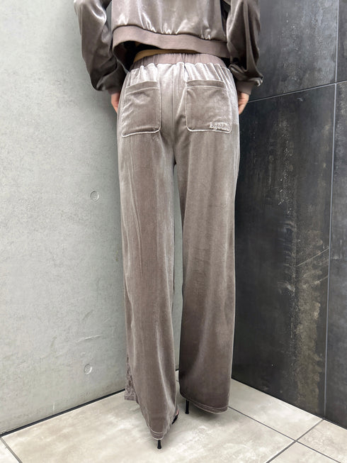 脇レースベロアストレートパンツ