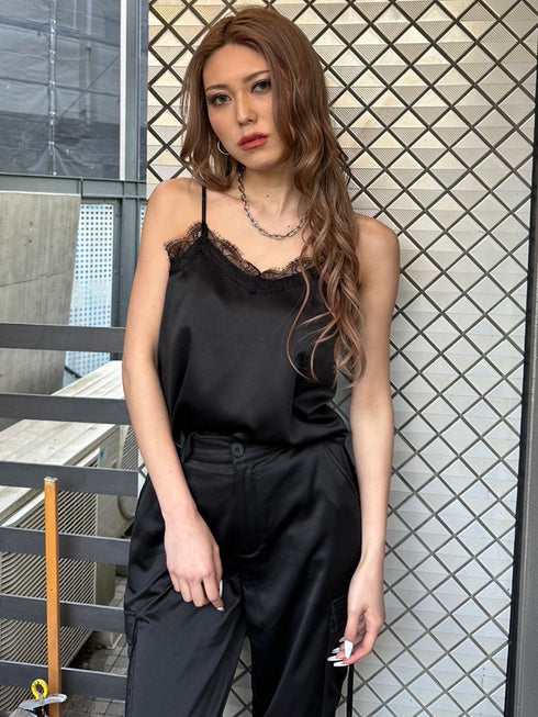 レースサテンキャミトップス