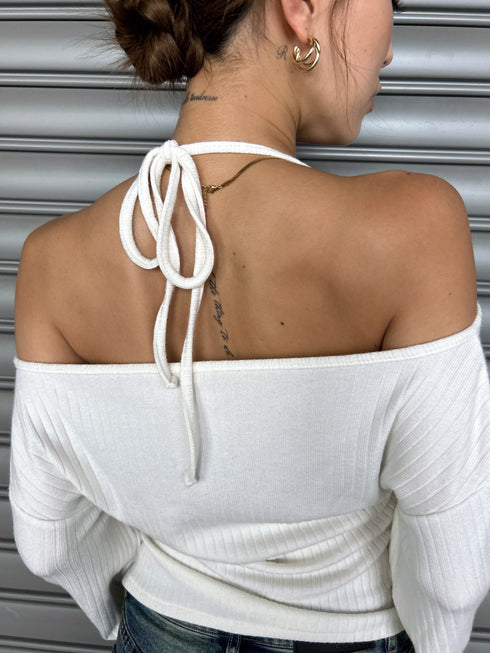 ホルターバストクロストップス