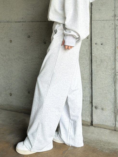 ハートロゴ裏毛ワイドパンツ