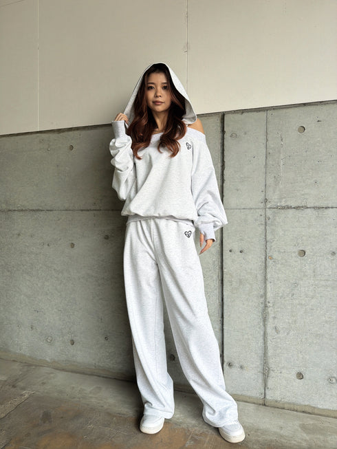 ハートロゴオフショル裏毛トップス