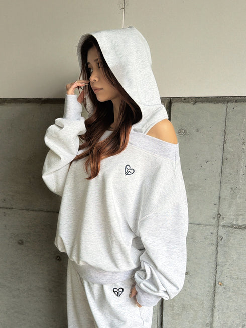 ハートロゴオフショル裏毛トップス
