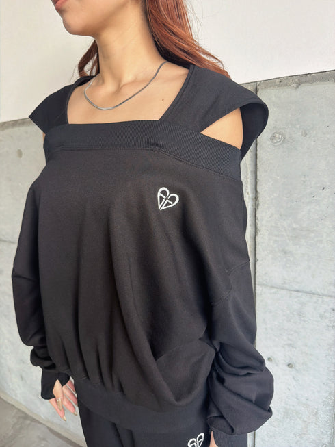 ハートロゴオフショル裏毛トップス