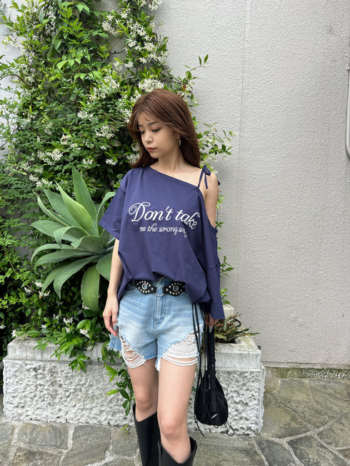 ロゴワンショルカットソートップス