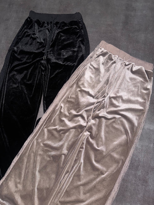 脇レースベロアストレートパンツ