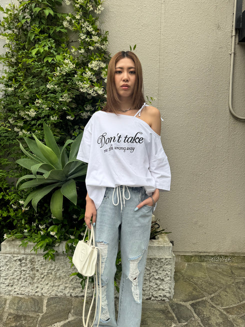 ロゴワンショルカットソートップス