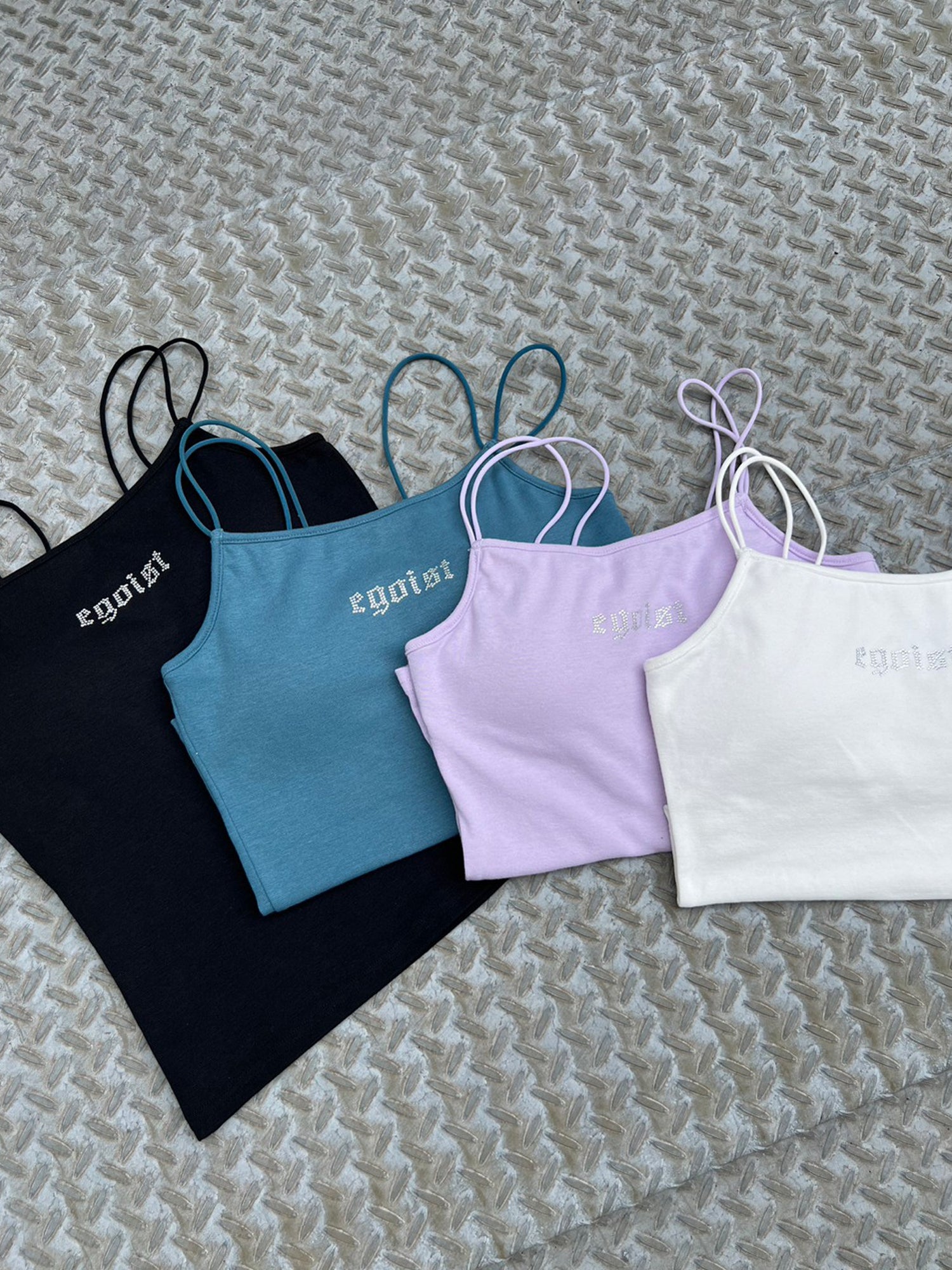 652 新品❤️CHRIS CELINスパンコールキャミソールインナートップス えらい